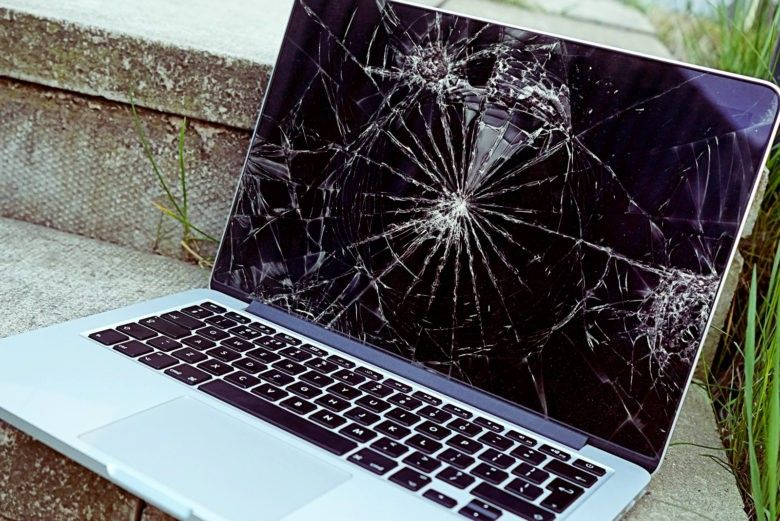 How much would it cost to replace a laptop screen? image 4